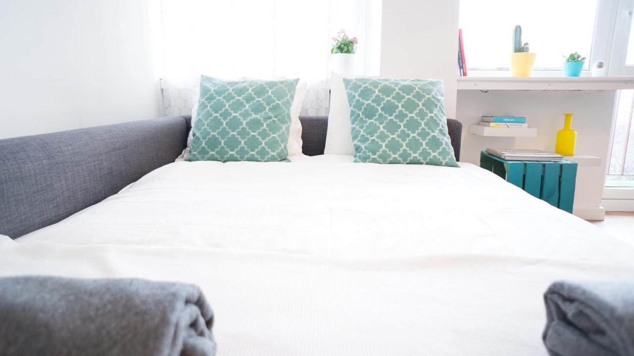 Sunny Apartment วอร์ซอ ภายนอก รูปภาพ